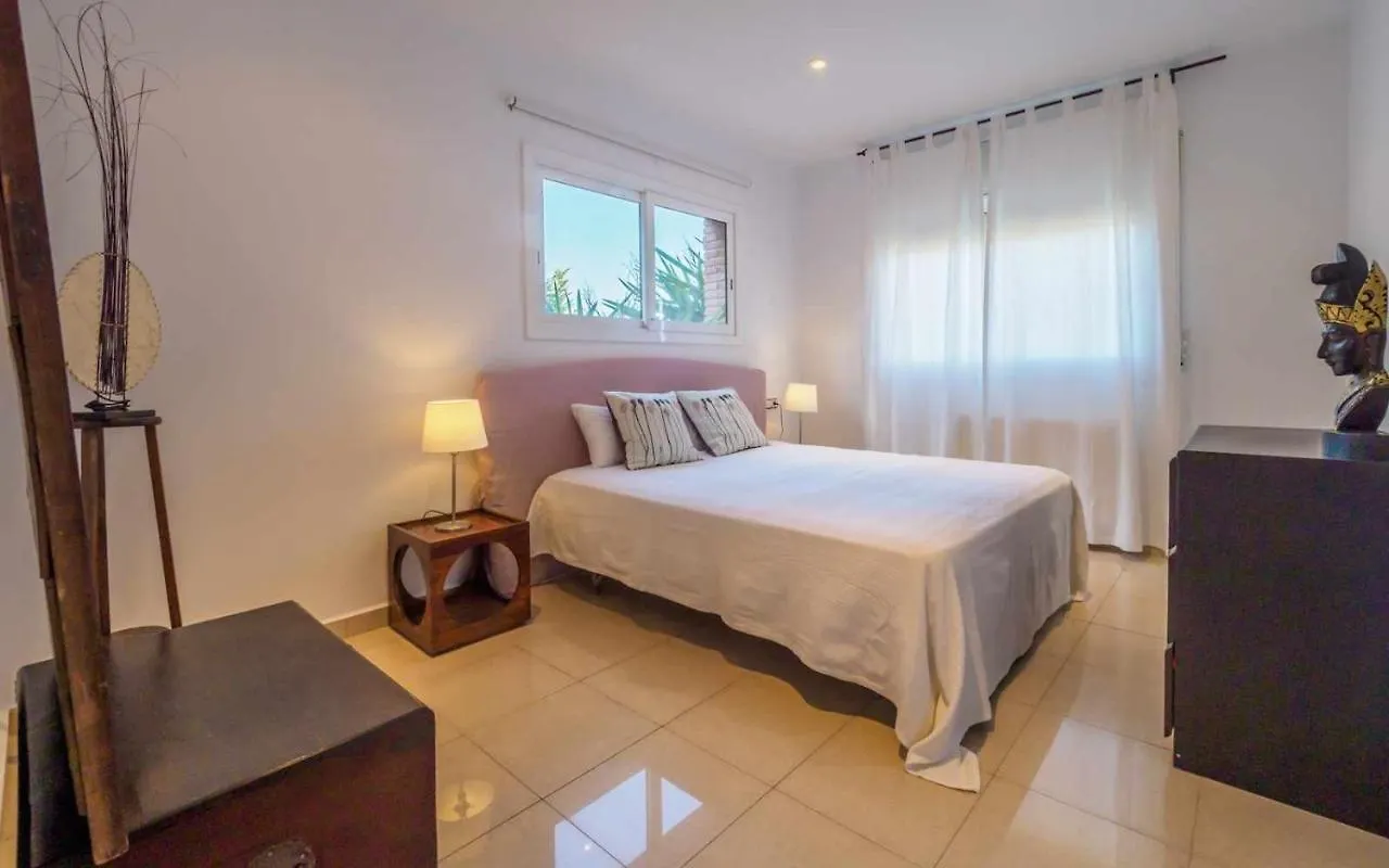 Holiday home Mas Mestre Con Una Capacidad De 6 A 8 Huespedes Cerca De Sitges Olivella