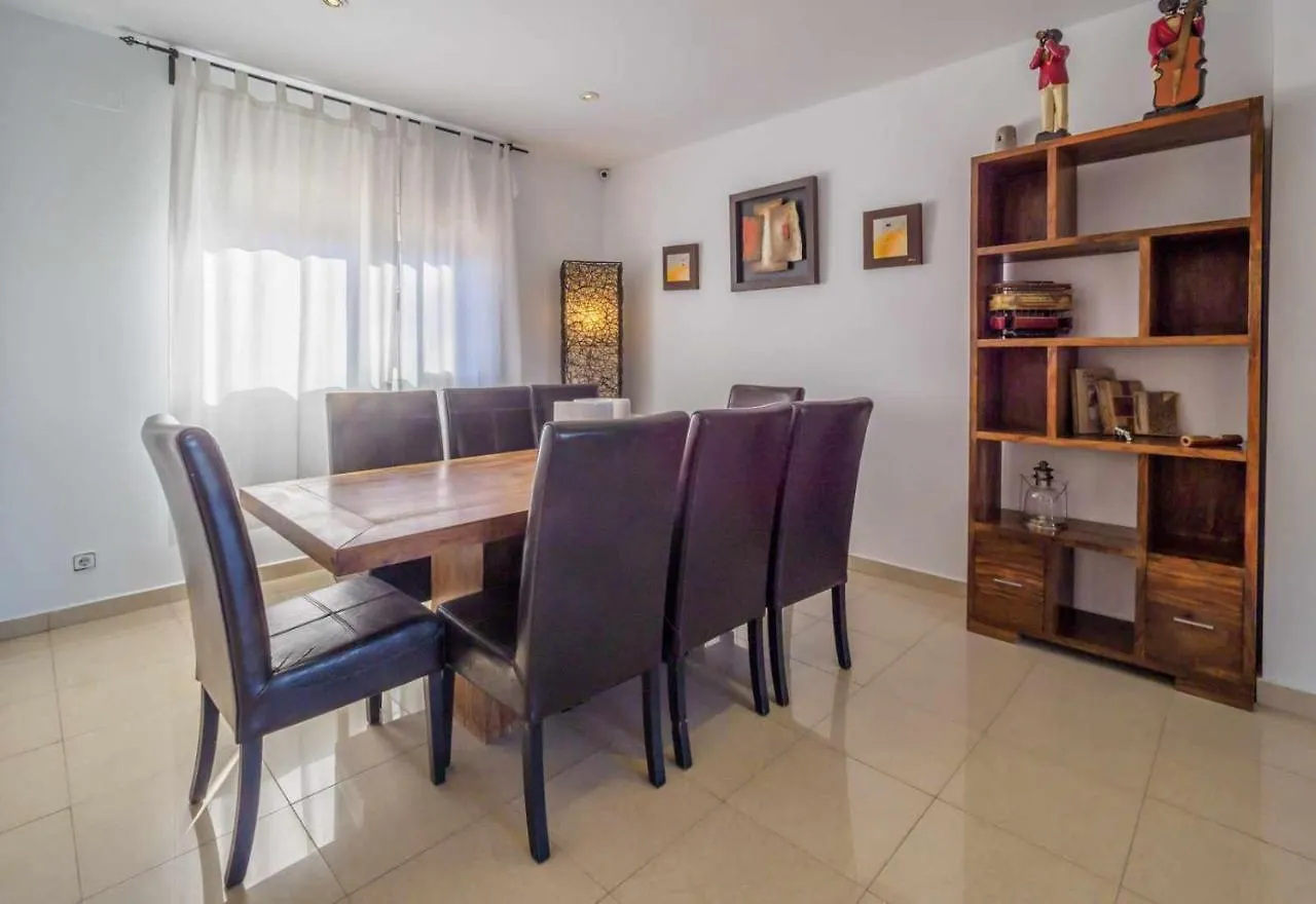 Mas Mestre Con Una Capacidad De 6 A 8 Huespedes Cerca De Sitges Olivella Holiday home