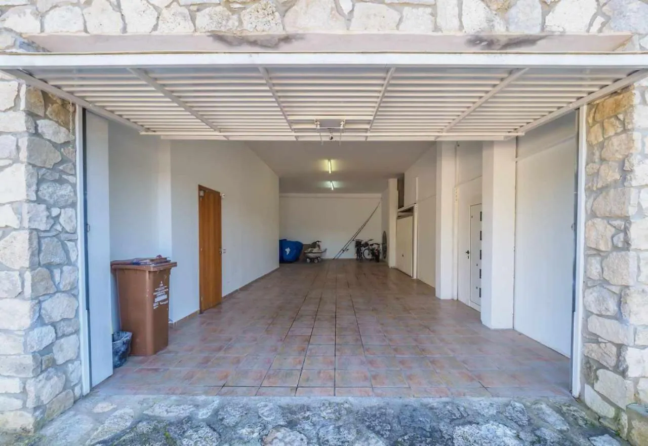 Mas Mestre Con Una Capacidad De 6 A 8 Huespedes Cerca De Sitges Olivella