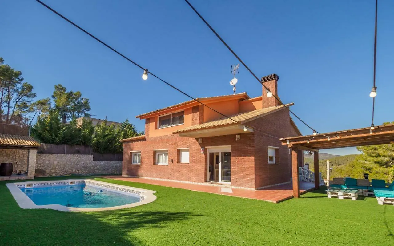 Mas Mestre Con Una Capacidad De 6 A 8 Huespedes Cerca De Sitges Olivella