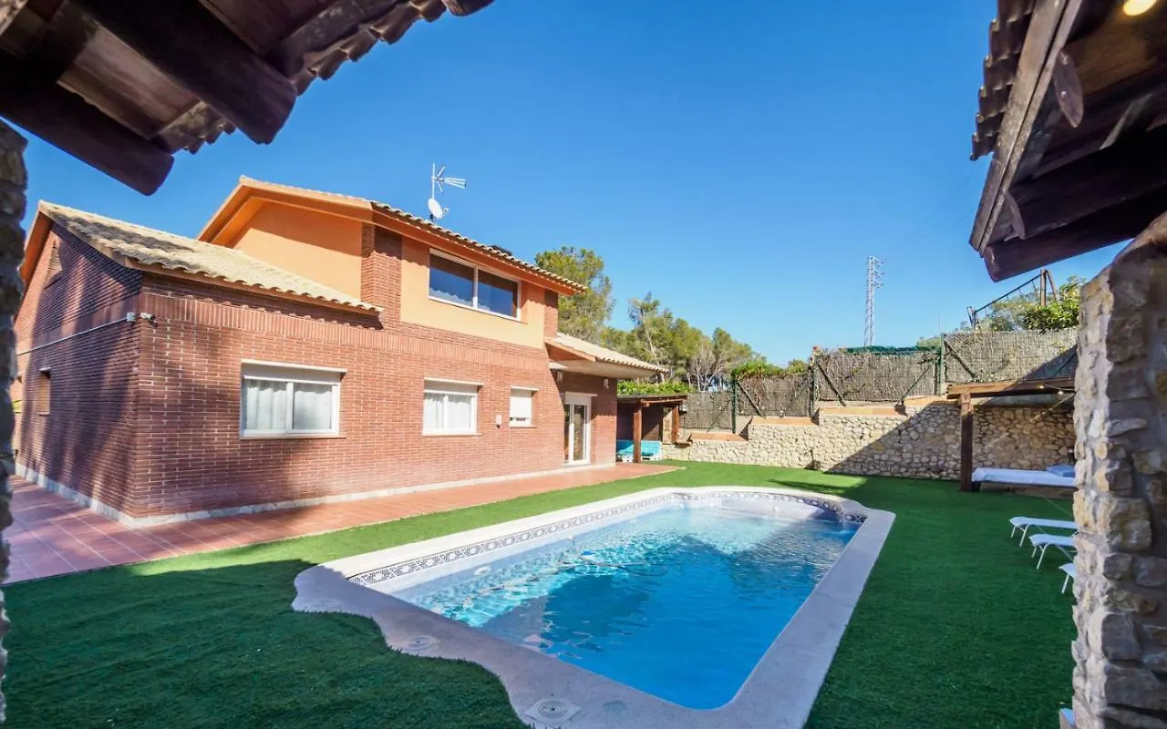 Mas Mestre Con Una Capacidad De 6 A 8 Huespedes Cerca De Sitges Olivella Holiday home